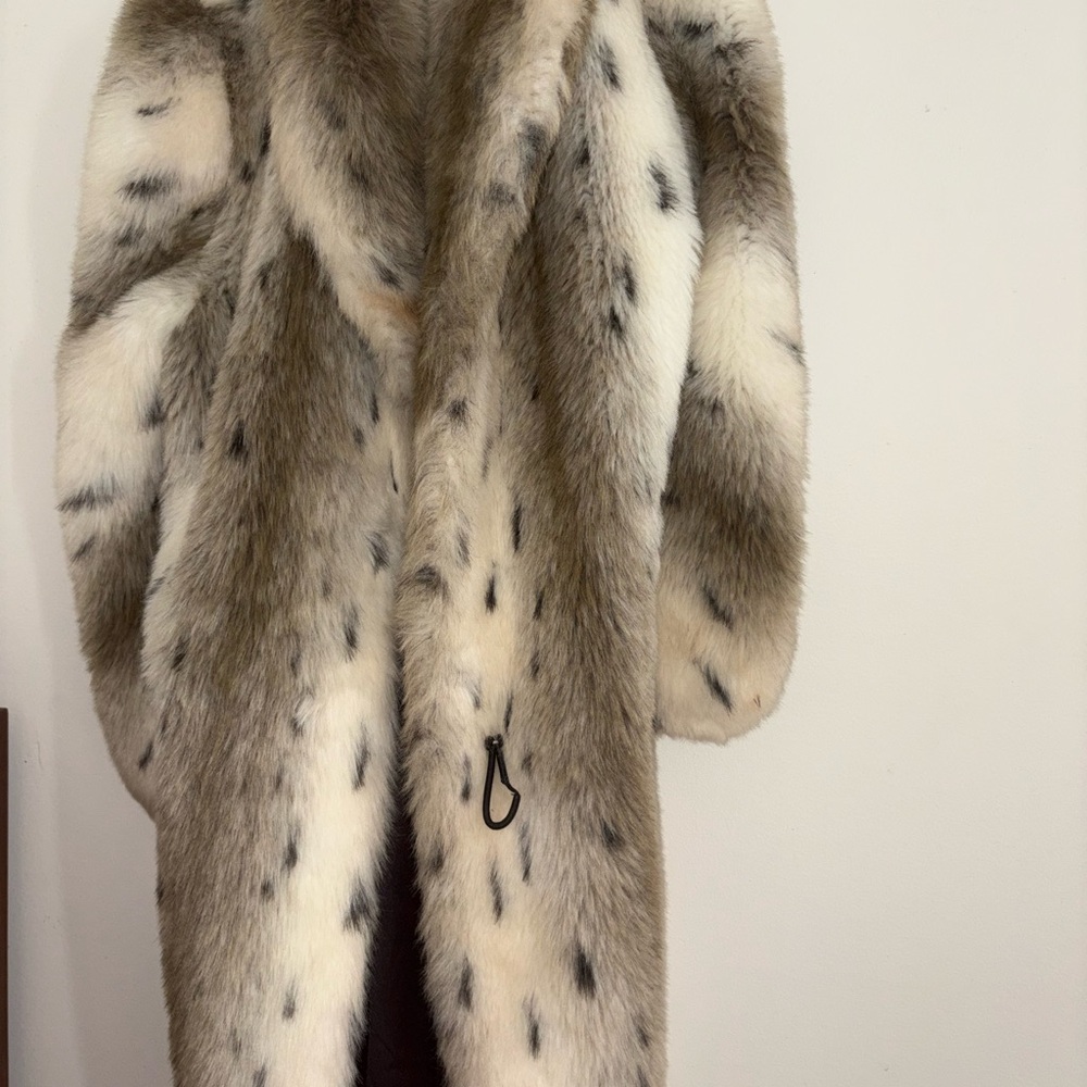 Lux Faux Fur Coat in Cream and Taupe with Speckled Detail